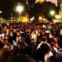 Argentinos saem às ruas em protesto por morte de procurador