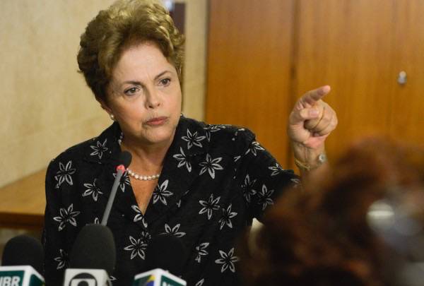Contingenciamento não será nem tão grande nem tão pequeno, diz Dilma