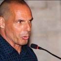 Ministro grego é agredido por anarquistas em restaurante