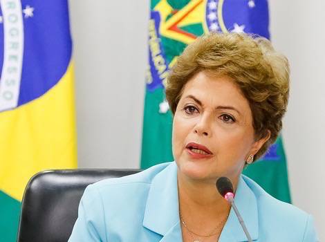 Dilma diz na TV que dificuldade econômica é passageira