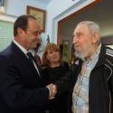 “Tinha diante de mim um homem que fez história”, diz Hollande sobre Fidel