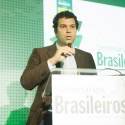 Brasil tem condições de superar crise, avaliam economistas em seminário