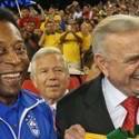 Pelé mostra apoio à reeleição de Joseph Blatter como presidente da Fifa