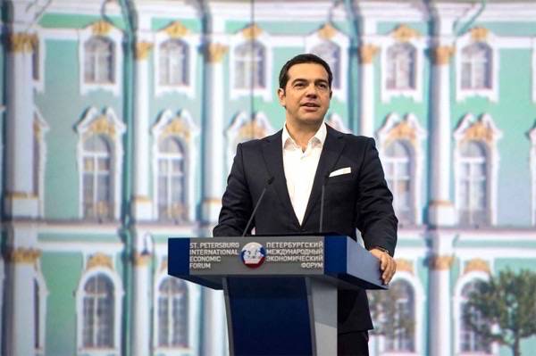 “O custo seria enorme”, diz Tsipras sobre saída da zona do euro