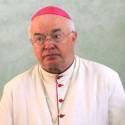 Vaticano vai julgar padre polonês acusado de pedofilia em julho
