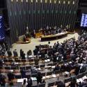 Câmara aprova doação de empresas e conclui reforma política
