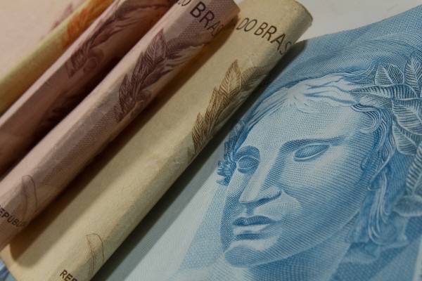 Inflação oficial chega a 8,47% em 12 meses, maior taxa desde 2003