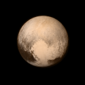 Sonda New Horizons chega ao ponto mais próximo de Plutão