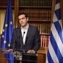 Tsipras prega união para evitar queda do governo