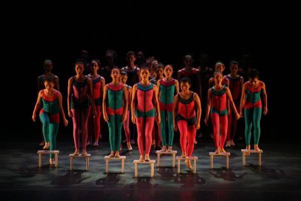 Escola de Dança do Theatro Municipal oferece cursos grátis
