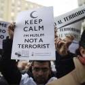 Muçulmanos saem às ruas de Roma contra o terrorismo