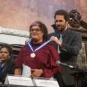 Transexual recebe honraria máxima da Assembleia Legislativa do Rio