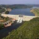 Construções como barragens comprometem 20% da água doce
