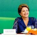 Dilma se diverte com ‘meme da mandioca’: “como eu faço pra ver?”