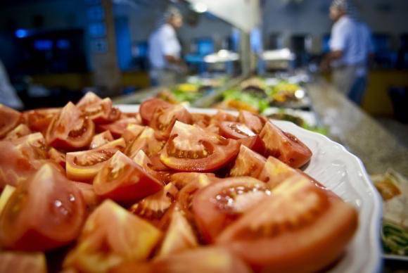 Programa de Alimentação do Trabalhador beneficiou 19,5 milhões em 2015