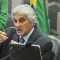 Ministro autoriza Delcídio do Amaral a sair da prisão