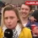 Homem simula ato sexual com repórter ao vivo na Alemanha