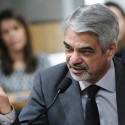 Senador Humberto Costa denuncia ao Mercosul tentativa de golpe contra Dilma