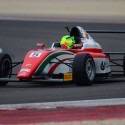 Filho de Schumacher estreia com vitória na F4 italiana