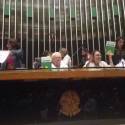 Mulheres invadem tribuna contra manobras de Eduardo Cunha