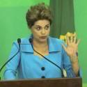 Dilma ainda não se decidiu sobre plebiscito, diz Frente Brasil Popular