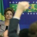 PT estuda sugerir a Dilma que reduza seu mandato e convoque eleições gerais