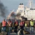 Contra fim de direitos trabalhistas, franceses ocupam refinarias de petróleo e ameaçam Eurocopa