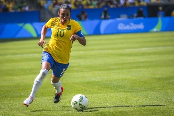 Seleção feminina do Brasil perde do Canadá e fica sem nenhuma medalha