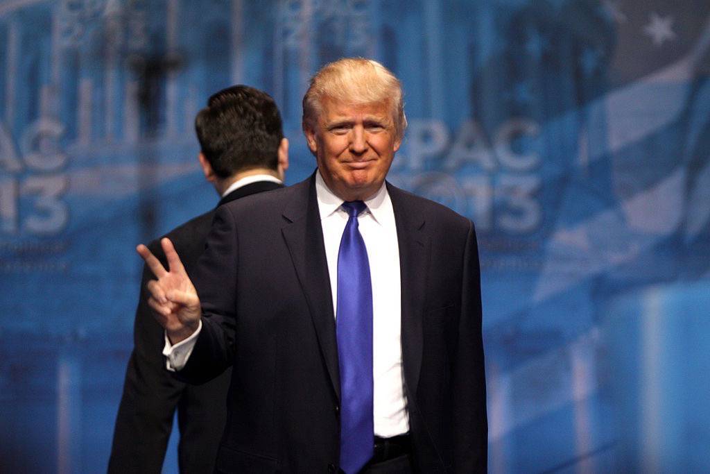 Trump assina novo decreto sobre imigração e Iraque sai da lista